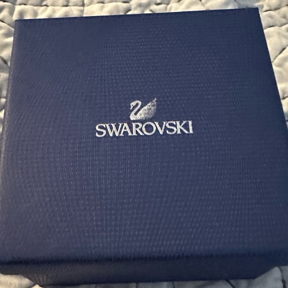 Swarovski Water Lily Rosaline Flower - Picture 3 of 11